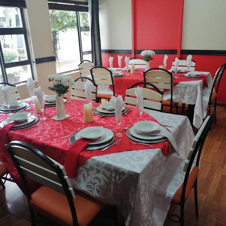 The Shamrock Hotel Polokwane Bagian luar foto