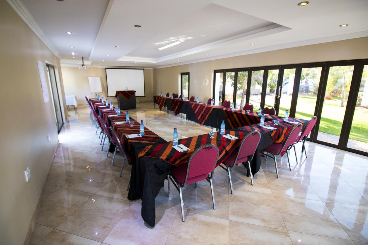 The Shamrock Hotel Polokwane Bagian luar foto
